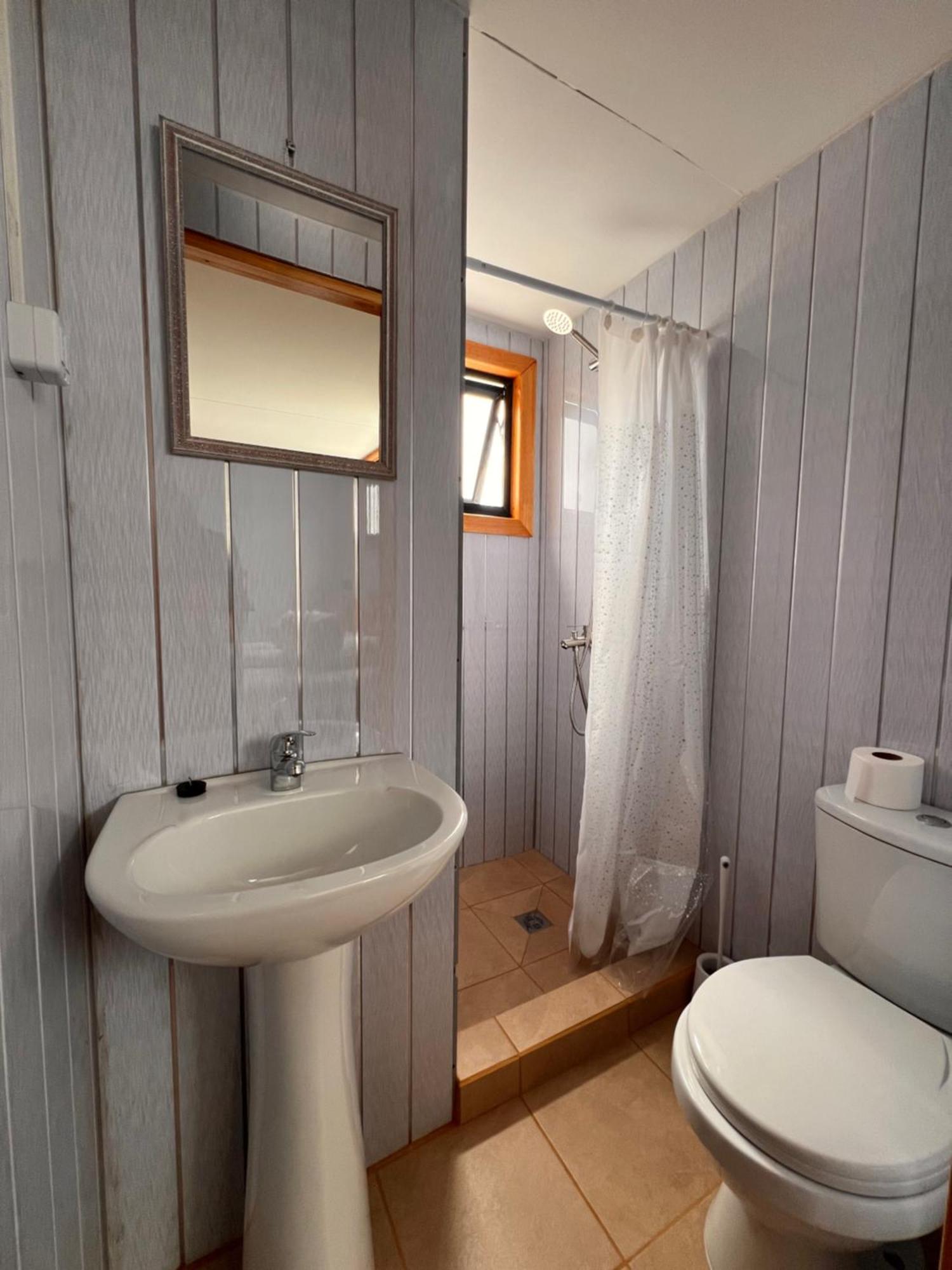 Hostal B&B Coastal Natales Puerto Natales Extérieur photo