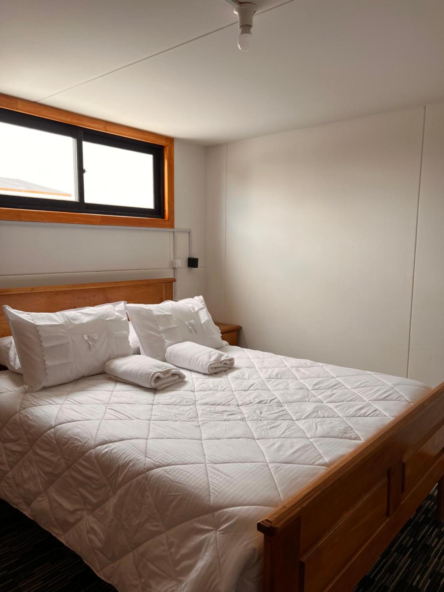 Hostal B&B Coastal Natales Puerto Natales Extérieur photo