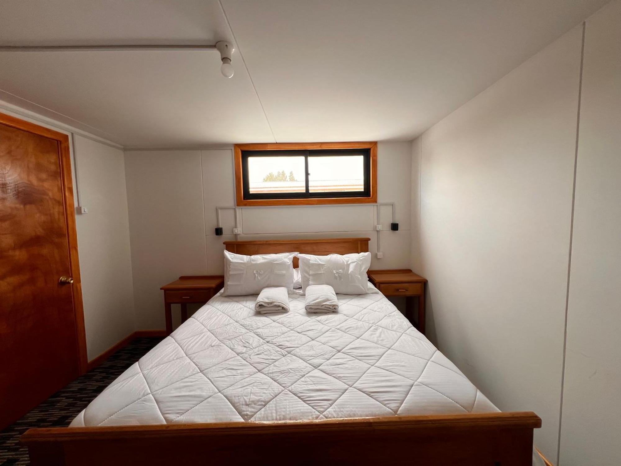 Hostal B&B Coastal Natales Puerto Natales Extérieur photo
