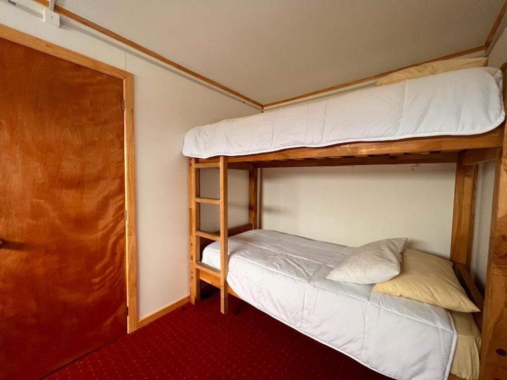 Hostal B&B Coastal Natales Puerto Natales Extérieur photo