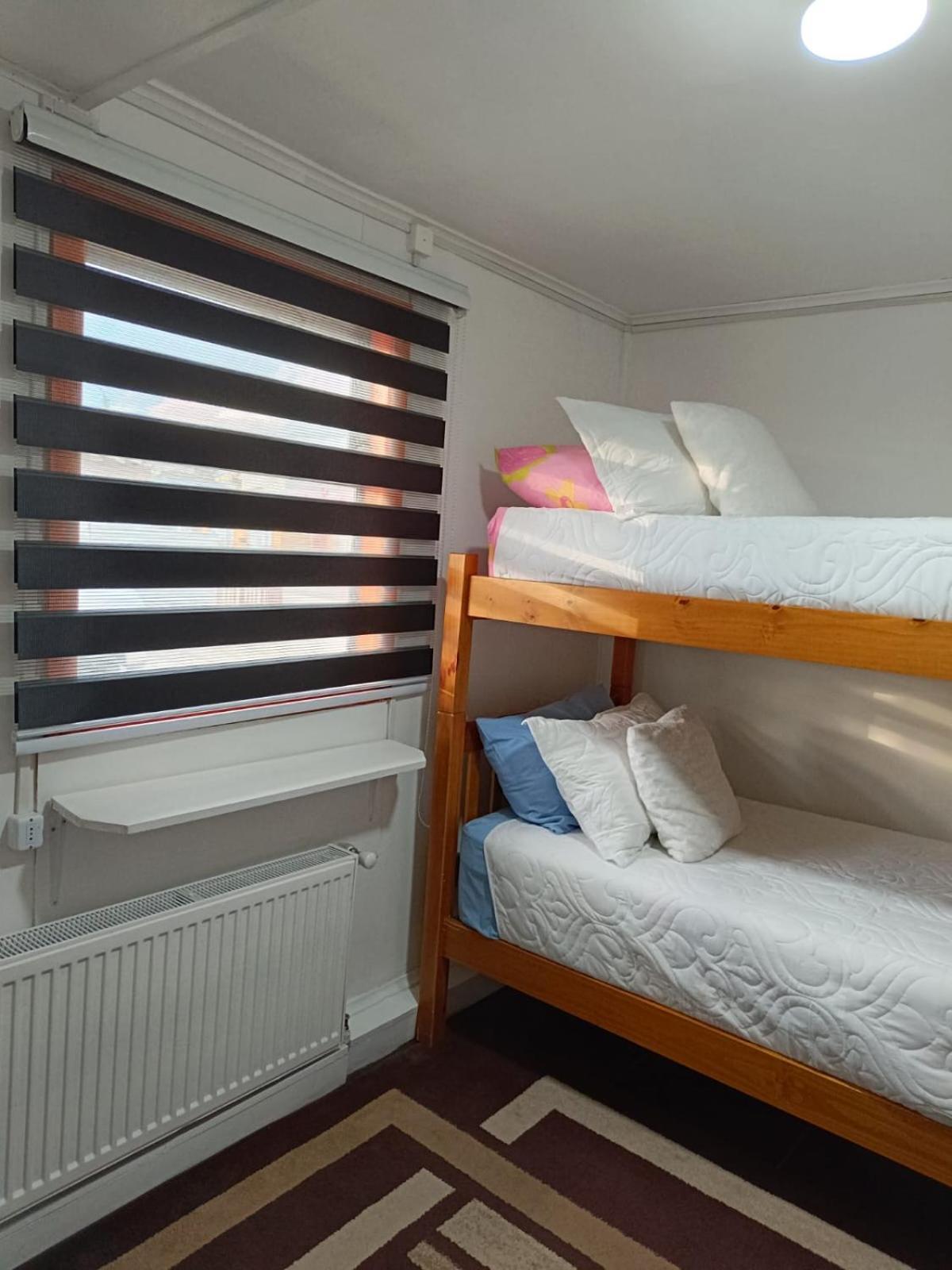Hostal B&B Coastal Natales Puerto Natales Extérieur photo