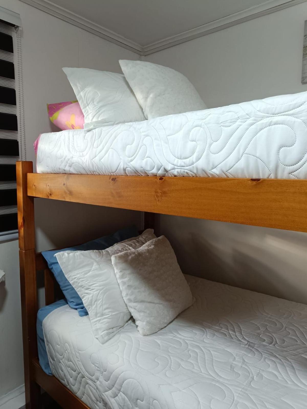 Hostal B&B Coastal Natales Puerto Natales Extérieur photo